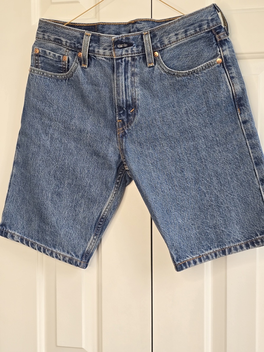 Classic Men's Levi Strauss Denim Jean Shorts in Blue - Timeless 5 Pocket Design